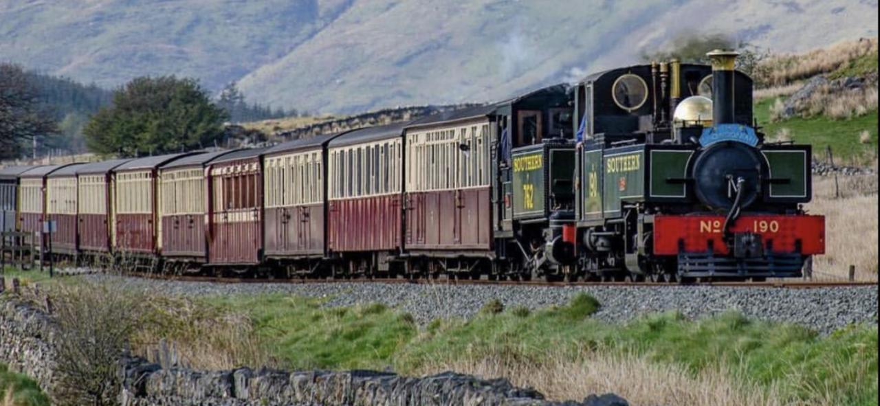 Zip Cottage Sleeps 2-3 Climb Snowdon Zip World Tanygrisiau المظهر الخارجي الصورة