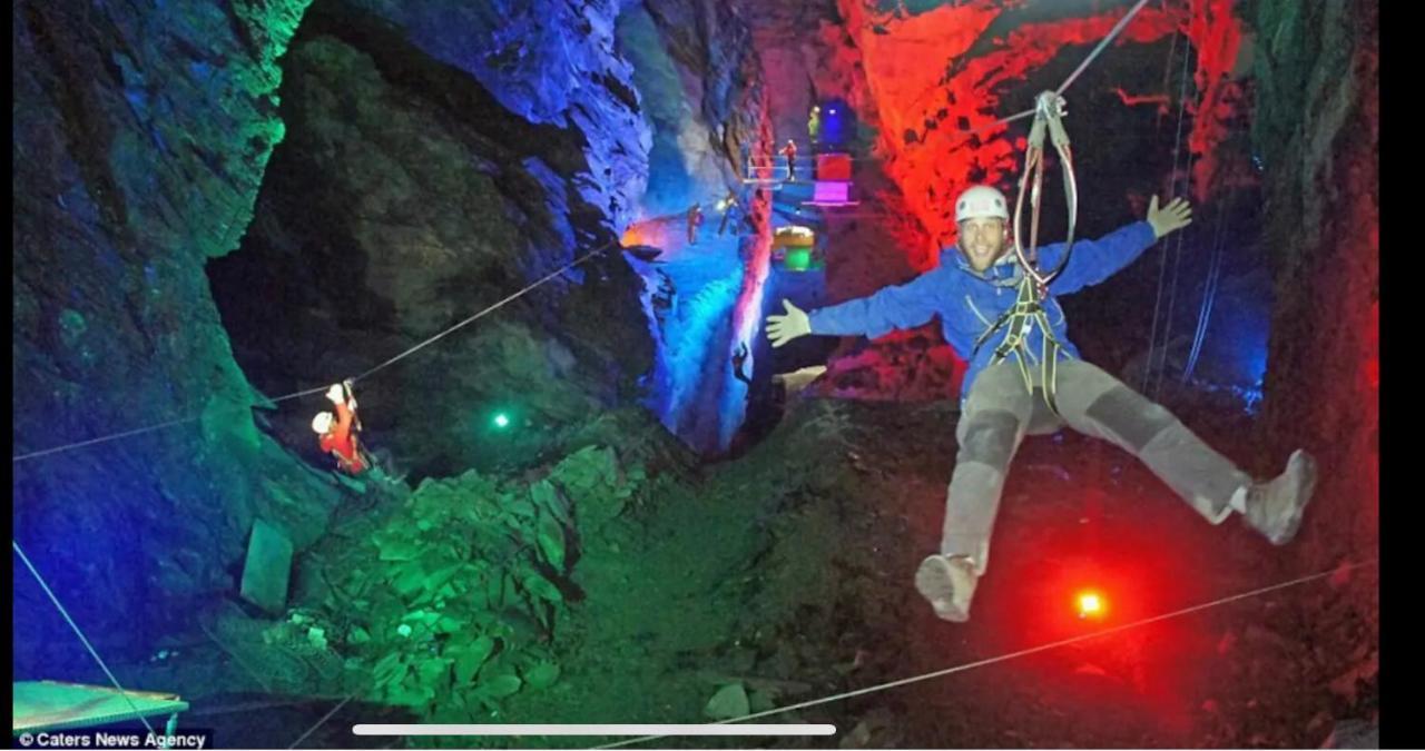 Zip Cottage Sleeps 2-3 Climb Snowdon Zip World Tanygrisiau المظهر الخارجي الصورة